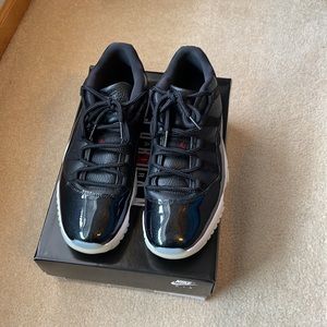 Jordan Retro 11 Low 72-10 used good shape size 11